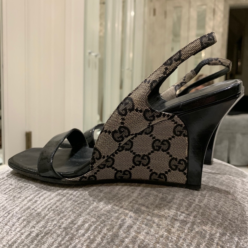 Vintage Gucci wedge sandals